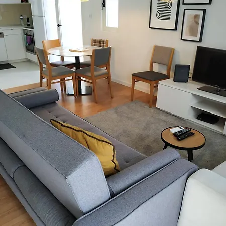 Apartment Boavista 19 *